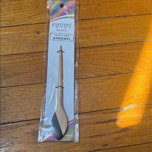 Knitters pride shawl stick New in package